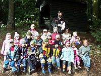 100 0292 : Hausen, Kindergarten, Waldtag