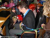 20041231-DSCN3921 : Fastnacht, Hintermeilingen, Kita, Rathaus, Stürmung